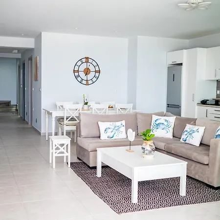 Apartment Deluxe House