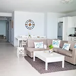 Διαμέρισμα Deluxe House