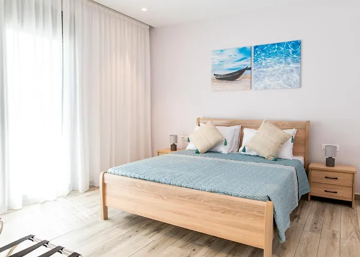 Deluxe House * بلدة كوس