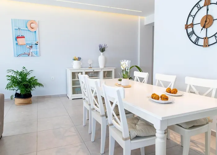 Apartment Deluxe House