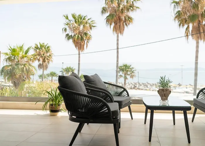 Apartment Deluxe House